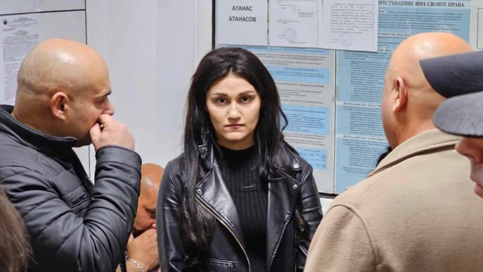 Дебора Михайлова отказа коментар след дълъг разпит в съдебната зала