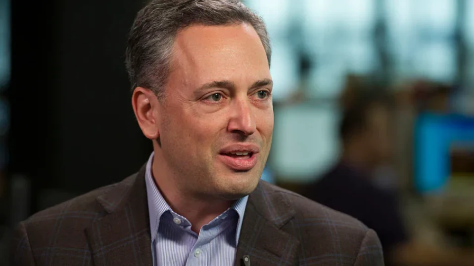 Дейвид Сакс: Вдигането на забраната за изпълнители приближава разполагането на американски войски в Украйна