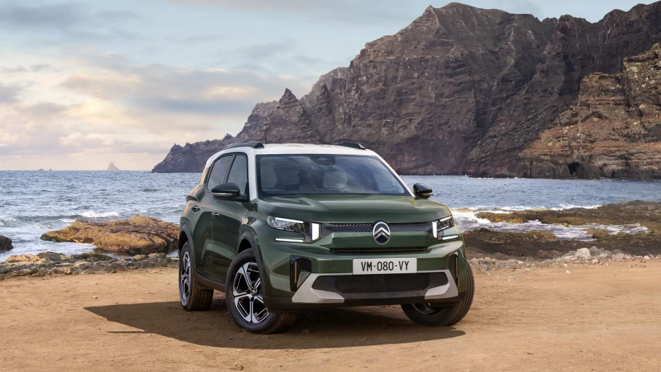 Компактен SUV за големи семейства