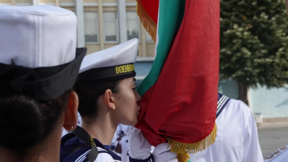 Започват изпитите за военни лекари