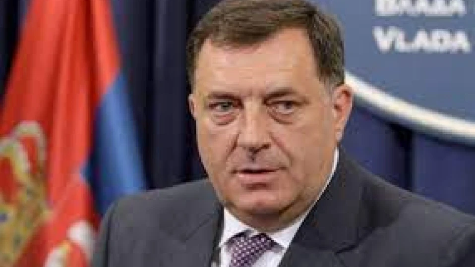 Додик: Дали има някой, който може да свали босненските политици от грешния влак