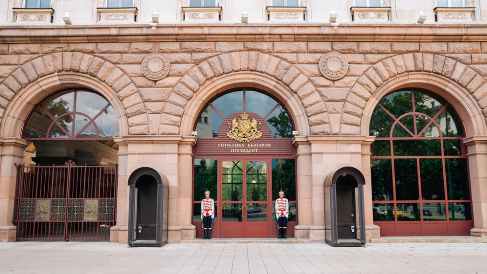 До 8 юли ГЕРБ редят 100% партиен кабинет