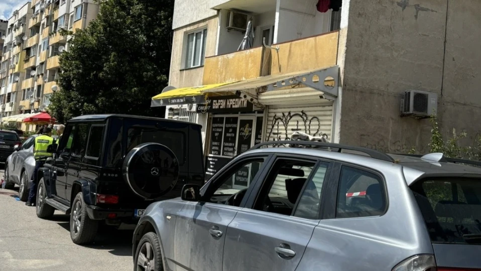 Три линейки са изпратени на мястото на стрелбата в „Модерно предградие“