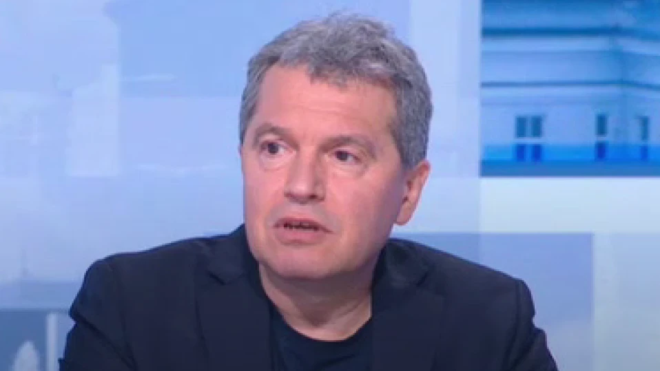 Тошко Йорданов: ГЕРБ и ПП страдат от една и съща болест - мислят, че са центъра на Вселената