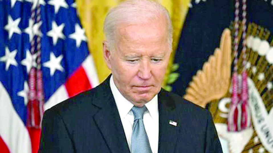 „Кориере дела сера“ в обувките на „Труд news“