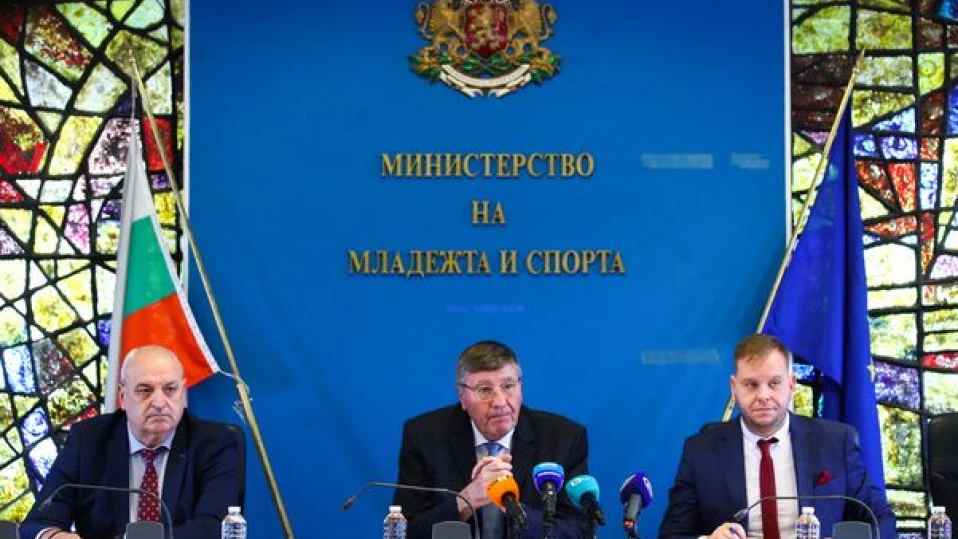 Министър Глушков се отчете