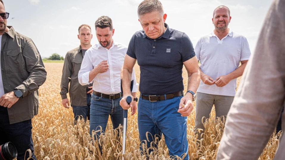 За първи път след покушението Роберт Фицо предприе пътуване извън Братислава (ВИДЕО)