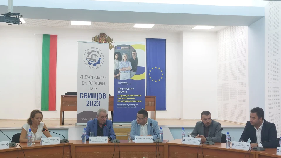 Министър Росен Карадимов посети Свищов заради изграждането на Дунавски индустриален технологичен парк