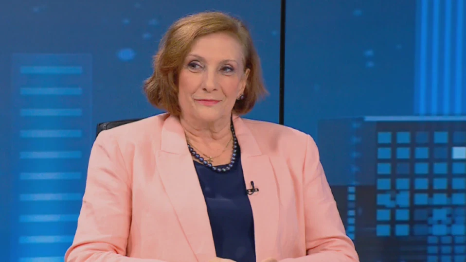 Искра Михайлова: Насажда се мнението, че има конфликт Пеевски - Доган