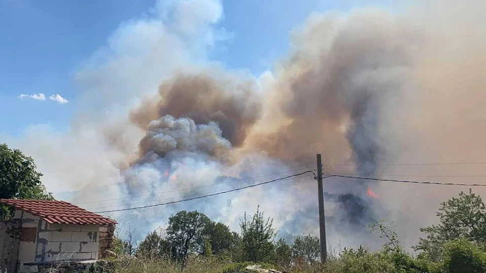 Пострадали от пожарите намериха подслон в Устремския манастир