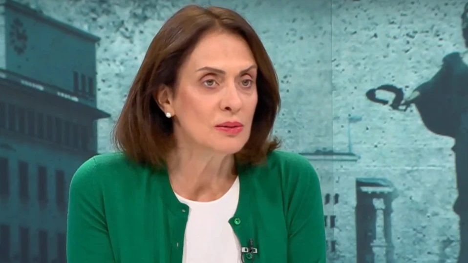 Тръмп има притеснения от Камала Харис, смята Надежда Нейнски