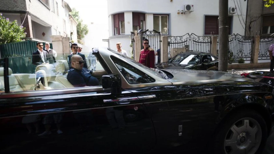 Румънският "данък лукс" влезе в сила