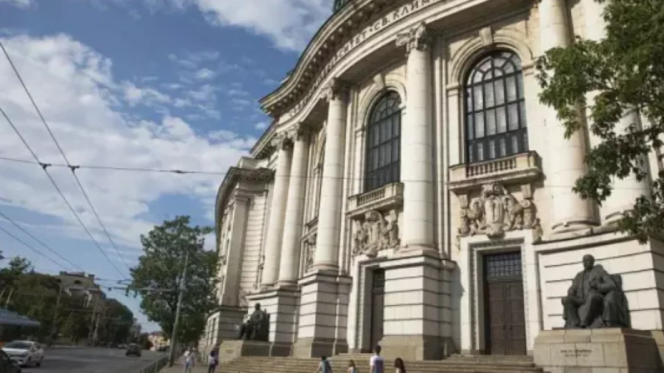 937 студенти влязоха в Алма матер от втория опит