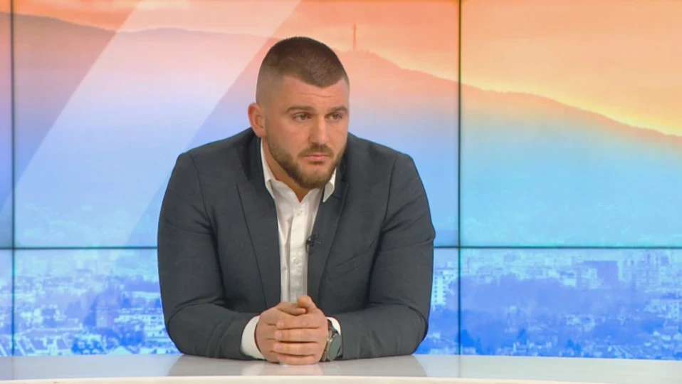 От години държавата насочва повече вода към Гърция и Турция от договореното, обяви Илия Проданов