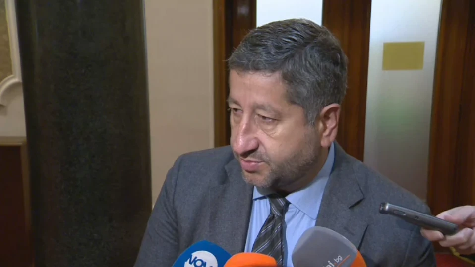 Христо Иванов: Темата не е Рая Назарян, а президентът да има алтернатива за потенциален кандидат за премиер, която да не е обвързана с Пеевски