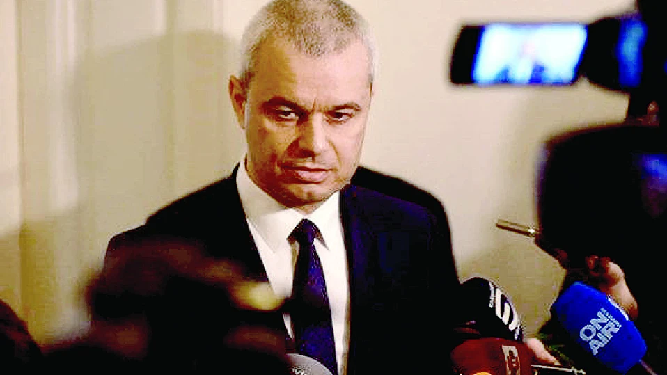 Забрана на гей пропагандата в училищата прокараха „Възраждане“