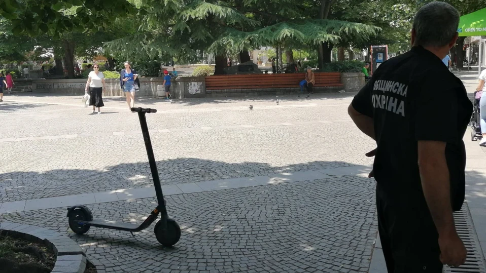 В Стара Загора затягат правилата и контролът за движение на тротинетките