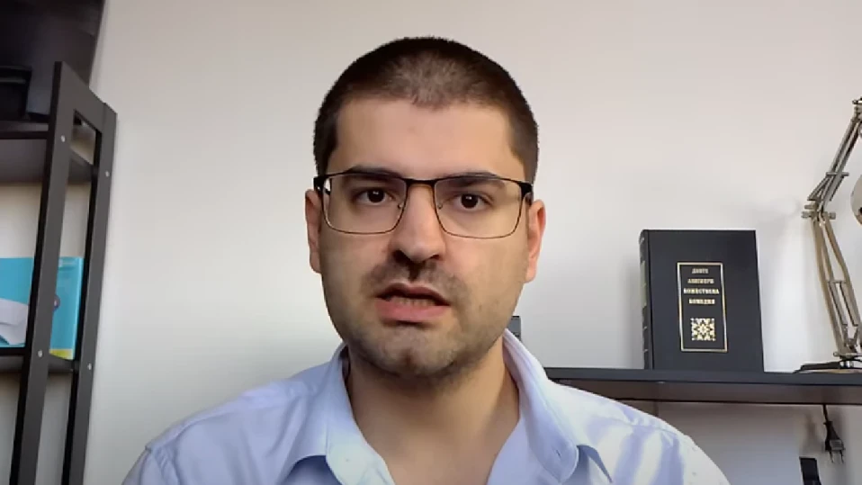 Виктор Блъсков: Великобритания гори, мащабни протести пламват из цяла Европа (ВИДЕО)