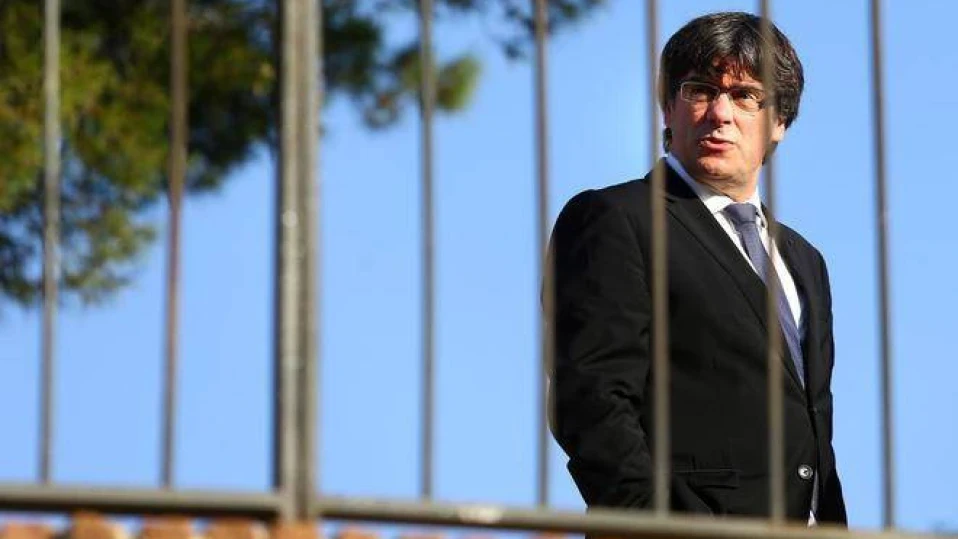 Карлес Пучдемон е напуснал Испания и се отправя към Белгия