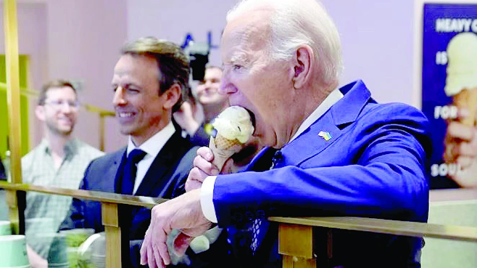 Байдън събра екипа си на парти със сладолед