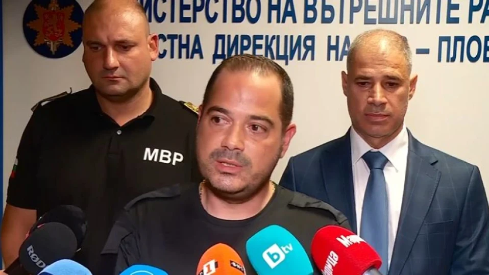 Калин Стоянов поиска 4 оставки заради застреляния от детето си полицай: "Много тежък и крайно нелеп инцидент" 
