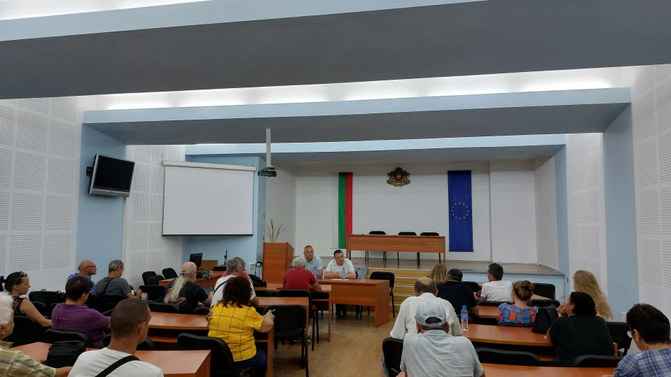 Разяснителни срещи за санирането се проведоха в Свищов със сдруженията на собствениците