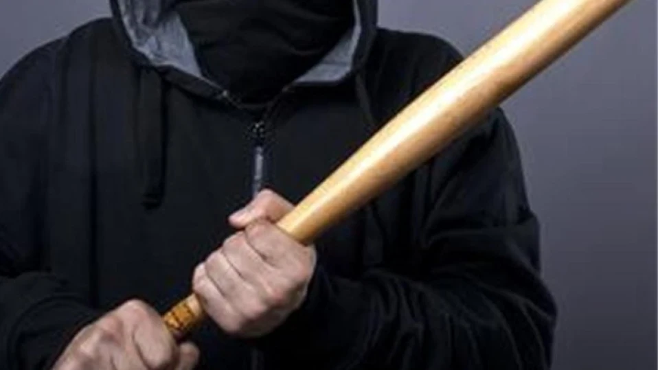 Четирима мъже пребиха друг с бухалки в Монтанско