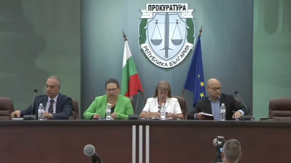 Извършени са осем огледа на взривените складове край Елин Пелин, разпитани са над 30 свидетели