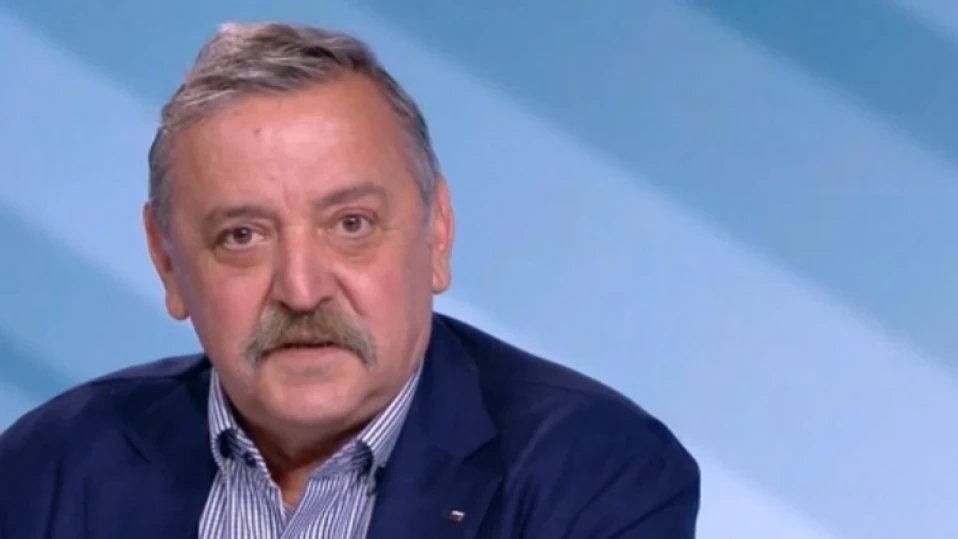 Проф. Тодор Кантарджиев: Срещу "вируса на ленивеца" няма ваксина