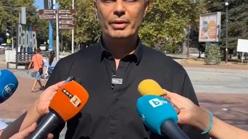 Костадин Костадинов: ПП-ДБ дадоха златен шанс за оцеляване на Пеевски