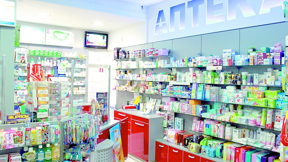 Аптеките ще изпълняват рецепти за безплатни лекарства, въпреки спрените пари от НЗОК