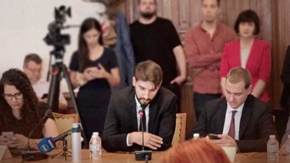 Стефан Радев, попаднал случайно в подписката срещу ЛГБТИ закона, ще търси правата си в съда