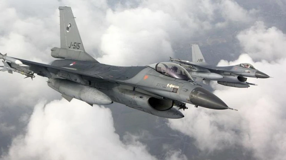 Diplomacy Watch: F-16 се разбива, Зеленски казва, че имат нужда от повече