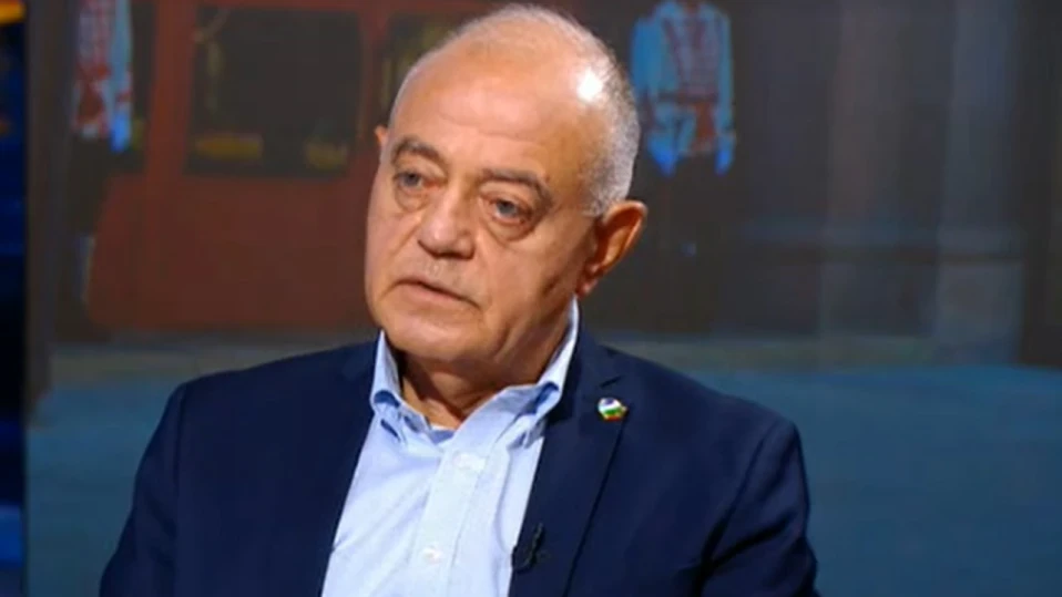 ДСБ остава в коалиция с ПП-ДБ