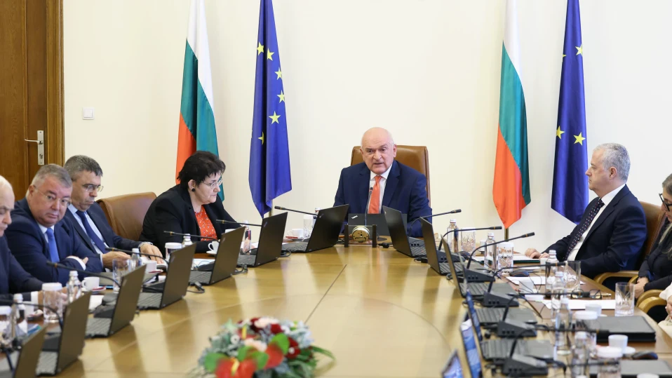 Главчев: Няма да приема да ни се вменяват функции, каквито не са предвидени по закон на служебното правителство