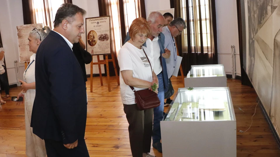 От Музей „Възраждане и Учредително събрание“ Велико Търново даде начало на честванията на 139 години от Съединението на България