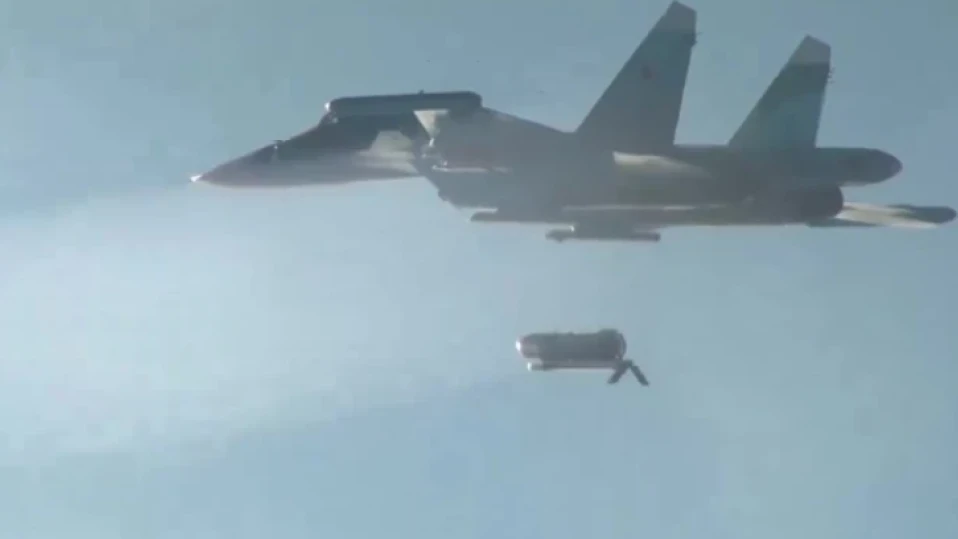 Military Watch: Нова планираща бомба D-30SN засилва ударната мощ на руските Су-34