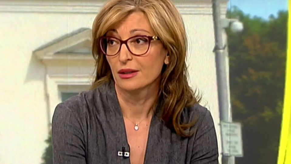 POLITICO: Екатерина Захариева почти сигурно ще получи ресор управление при кризи и хуманитарна помощ в ЕК