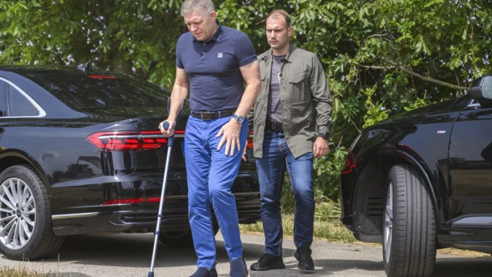 Фон дер Лайен наказва Фицо