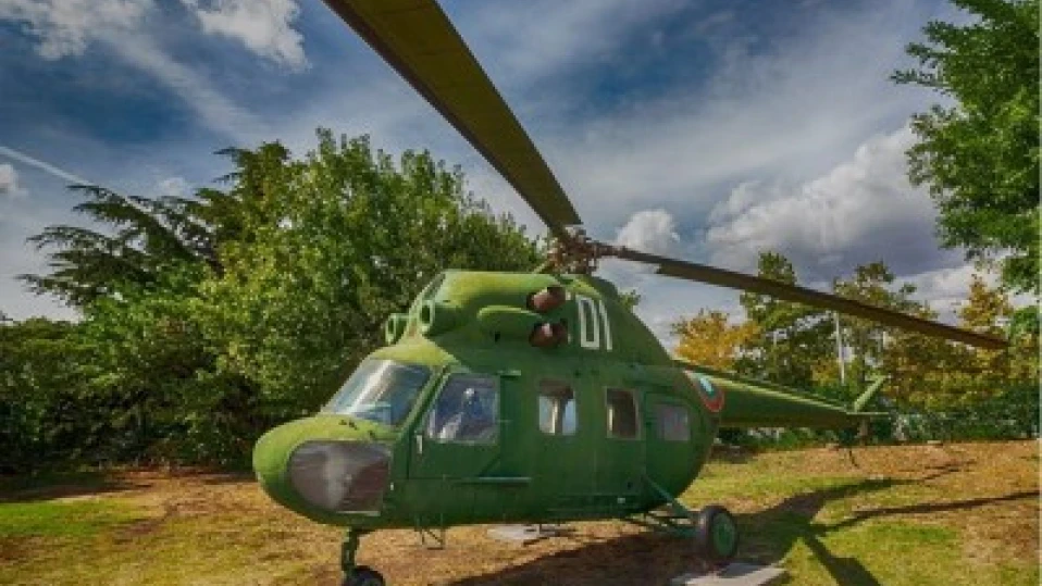Хеликоптерът Ми-2 в Авиомузей Бургас