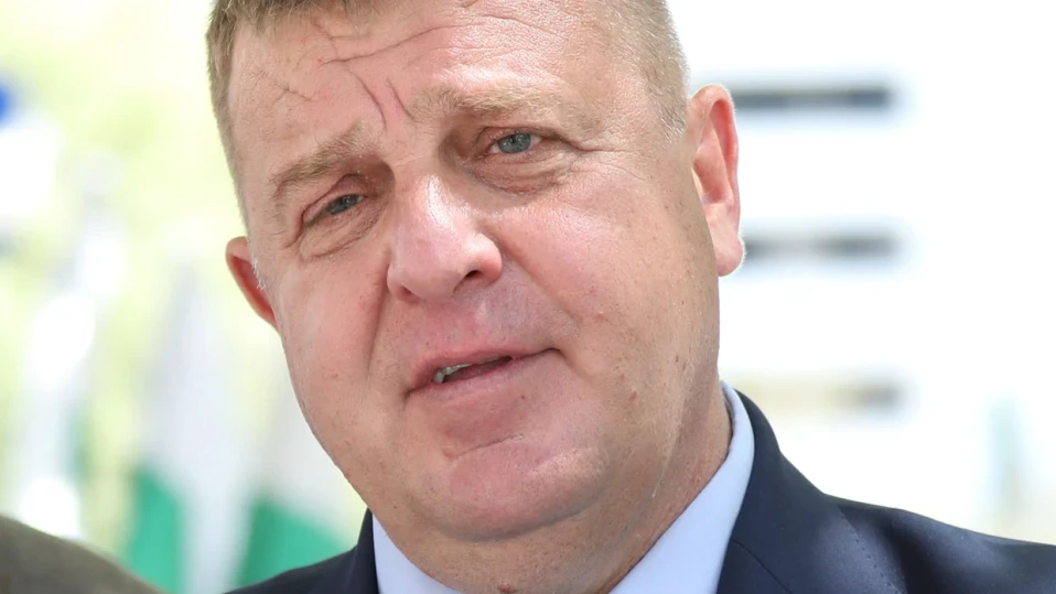 Каракачанов: Силяновска ще гледа опера, ама ще бяга от политически срещи, за да не отговаря на неудобни въпроси