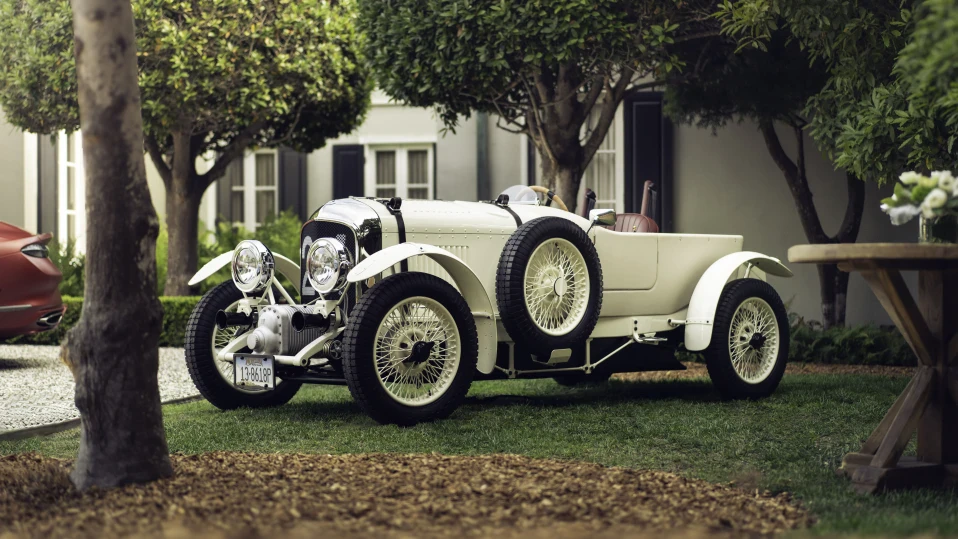 Възкръсна легендарно Bentley