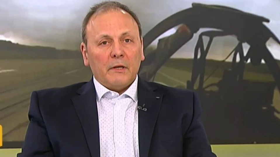 Военен експерт: Авиошоутата през последните десетина години се експлоатират за политически цели от Радев