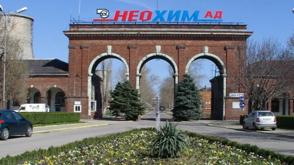 Работник е починал при трудова злополука в завод „Неохим“, друг е ранен