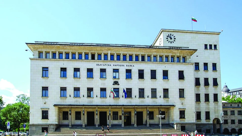 Пристигна специализираната хартия за бюлетините за машинно гласуване