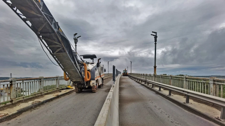 Започна ремонтът на следващите 200 метра от Дунав мост при Русе