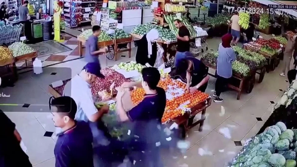 Мосад поставил експлозиви в 5000 пейджъра на „Хизбула“ (обзор)