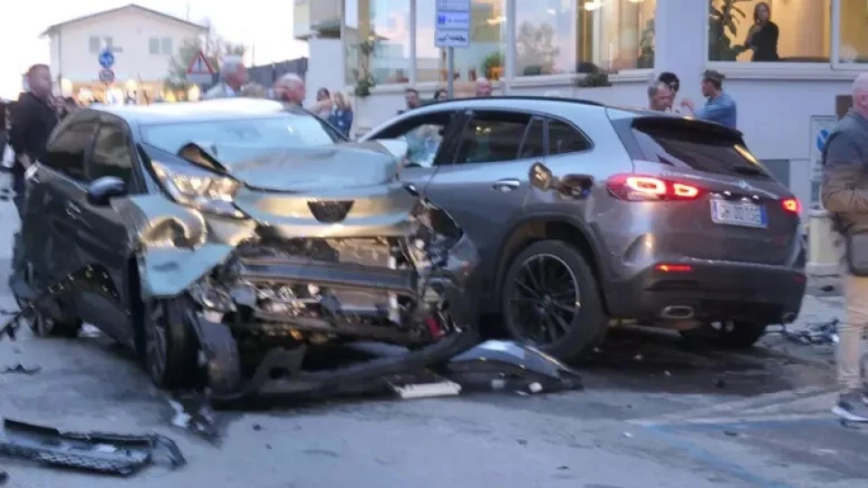 Италианка прегази две германки в Тоскана, блъсна още шест човека