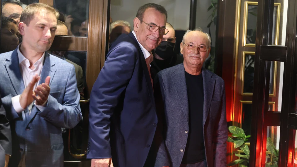 Ахмед Доган с първи думи пред медиите: Дайте ми време да се адаптирам