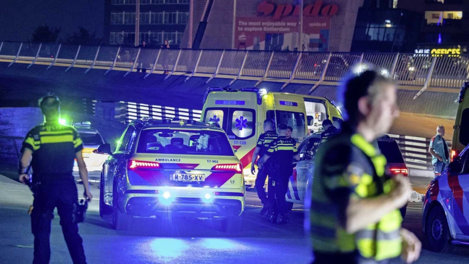 Един човек е убит при атака с хладно оръжие в Ротердам